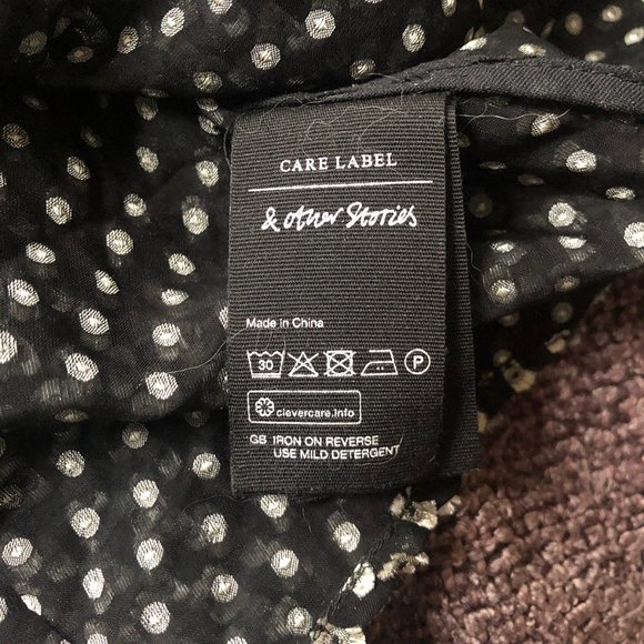 & Other Stories Black and White Pattern Blouse - Picture 11 of 11